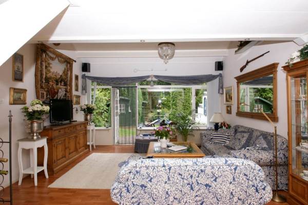 Image gallery image